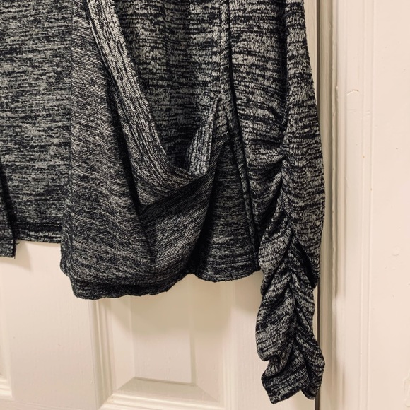 Black and grey cardigan 🖤 size L - Picture 6 of 15